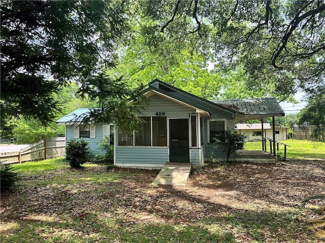 429 Evergreen Rd, Mobile, AL 36608 - bungalow featuring a sunroom