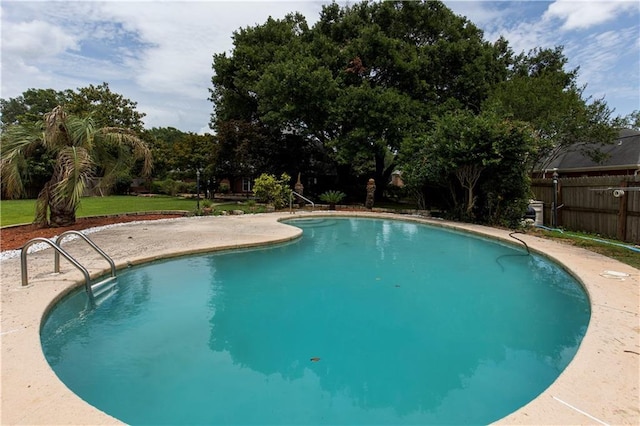 1140 Dominion Dr E, Mobile, AL 36695 - view of pool