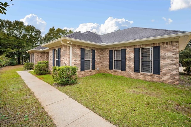 exterior space featuring a yard