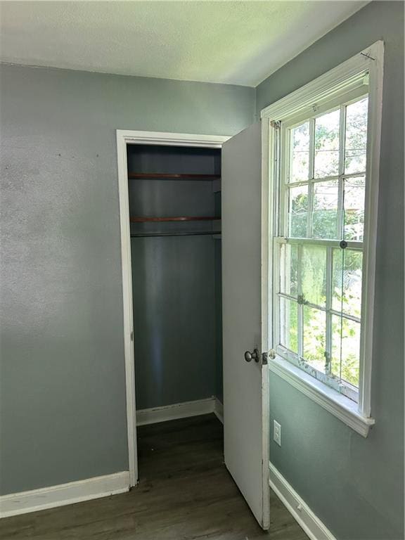 2365 Dog River Dr N, Mobile, AL 36605 - view of closet