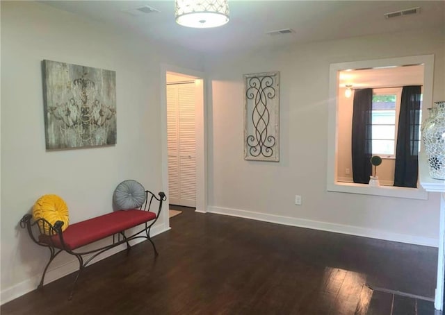 165 Stephens St, Mobile, AL 36606 - living area with baseboards and wood finished floors