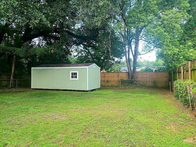 165 Stephens St, Mobile, AL 36606 - view of yard