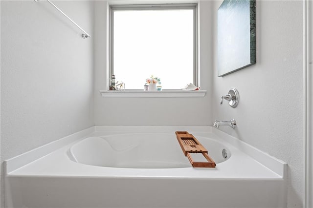 13077 Tara Point Dr, Mobile, AL 36695 - bathroom featuring a bath