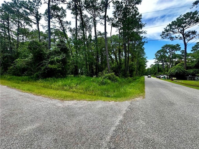 700 Huitres St, Dauphin Island, AL 36528