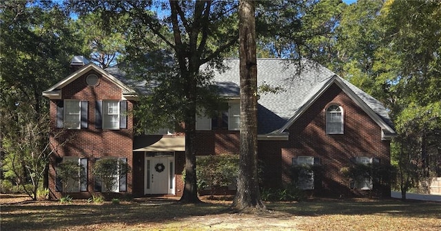 view of front of house featuring a front yard