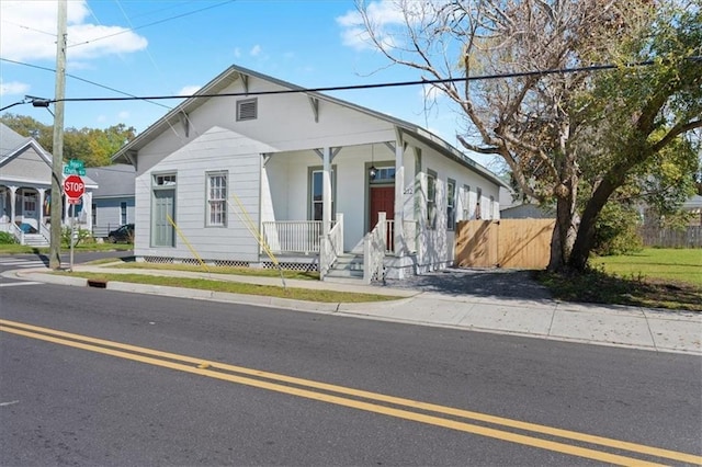 1012 Texas St, Mobile, AL 36604 - view of front of house featuring a porch and fence