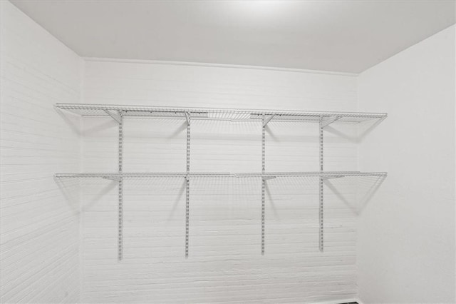 1012 Texas St, Mobile, AL 36604 - view of walk in closet