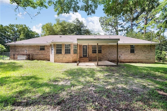 5108 Highcrest Dr, Mobile, AL 36693 - back of property featuring a patio and brick siding