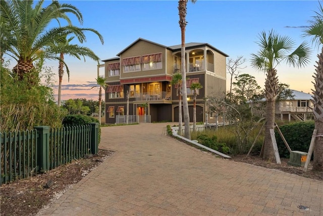 exterior space featuring a balcony