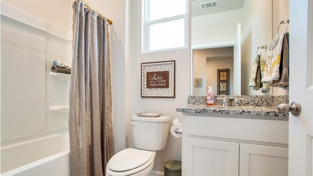 7327 Hawkins Mnr N, Mobile, AL 36695 - full bathroom with vanity and shower / bath combo with shower curtain