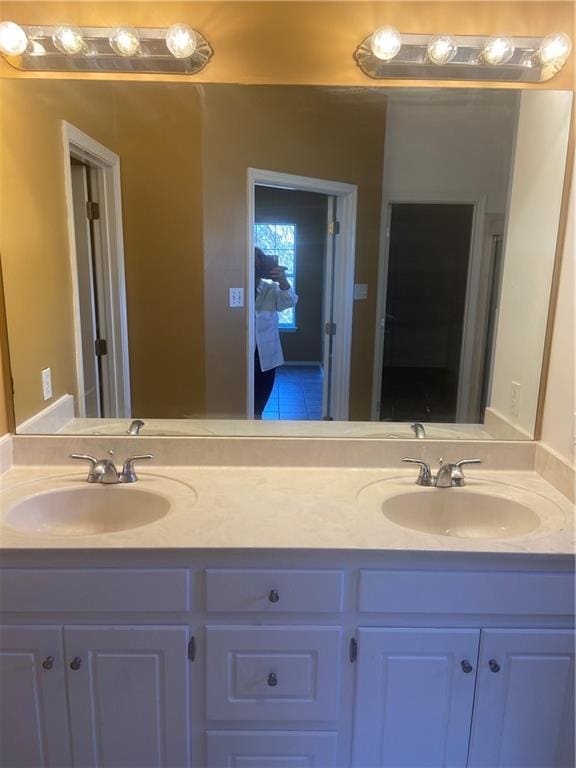 bathroom with vanity