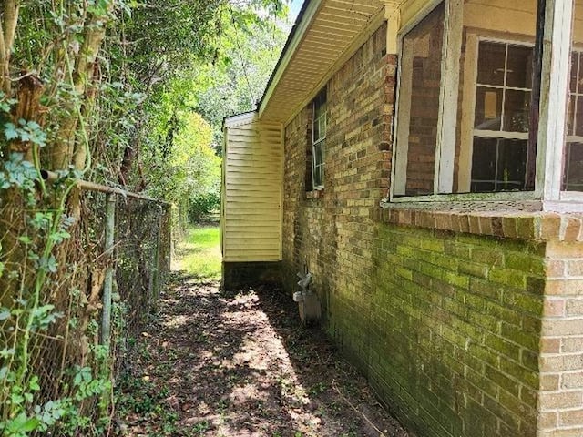 2805 Banks Ave, Mobile, AL 36617 - view of side of property with brick siding