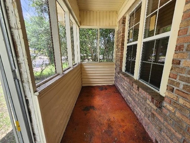 2805 Banks Ave, Mobile, AL 36617 - view of unfurnished sunroom