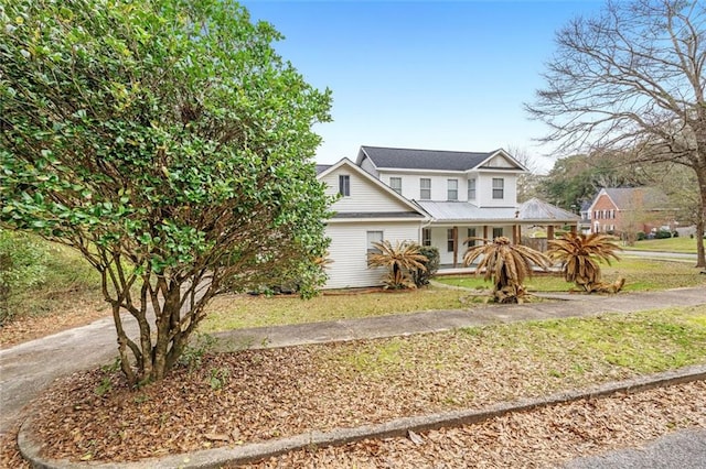 view of front of home with covered porch