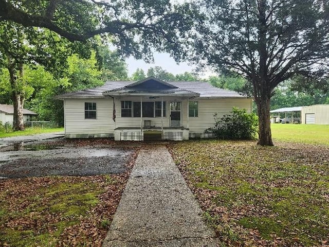 5320 Catherine Dr, Satsuma, AL 36572 - view of front of property featuring a porch