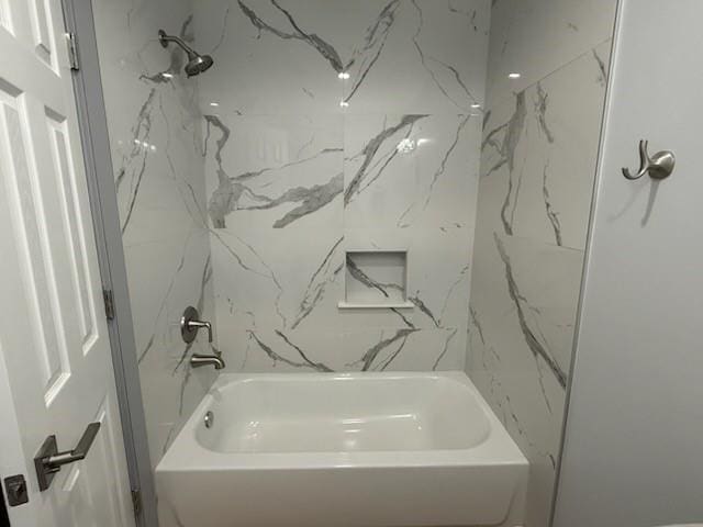 1071 Coke Ct, Mobile, AL 36695 - full bath with shower / bathtub combination