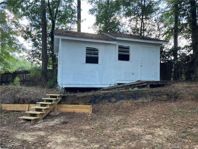 view of outbuilding