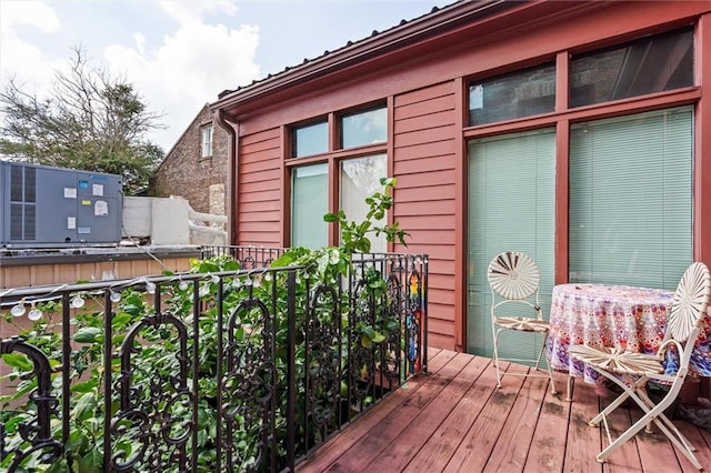 51 Jackson St N Unit A, Mobile, AL 36602 - view of wooden terrace