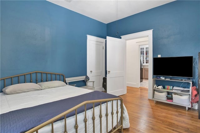 303 Monterey St S, Mobile, AL 36604 - bedroom with wood finished floors