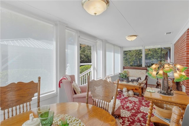 view of sunroom / solarium