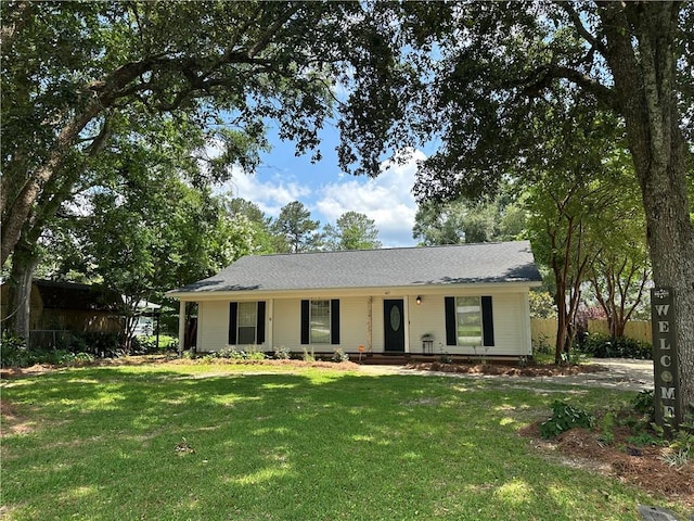 405 Baker Rd, Satsuma, AL 36572 - ranch-style house with a front lawn