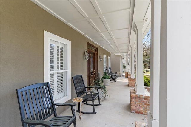 view of patio / terrace with covered porch
