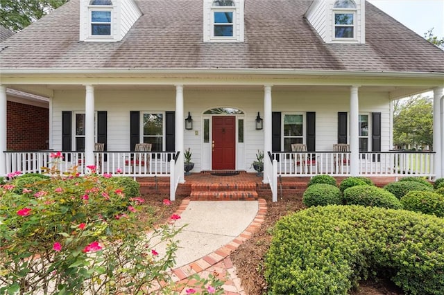 view of front facade featuring a porch