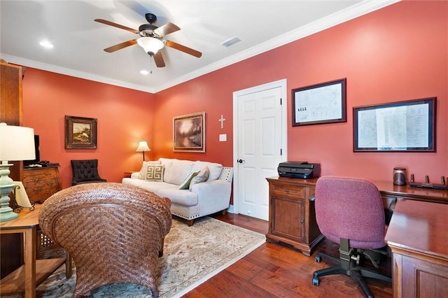 office area featuring visible vents, ceiling fan, ornamental molding, recessed lighting, and dark wood-style flooring