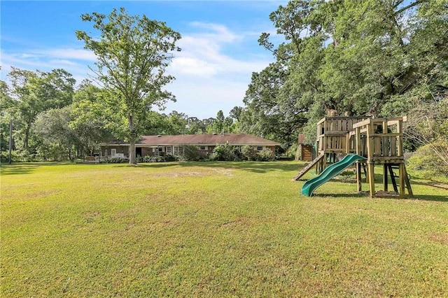 18127 County Road 10th Rd, Foley, AL 36535 - view of yard featuring a playground