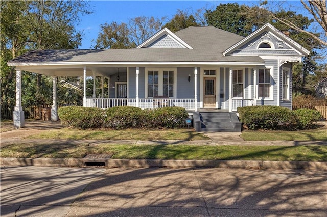 view of front of property with covered porch