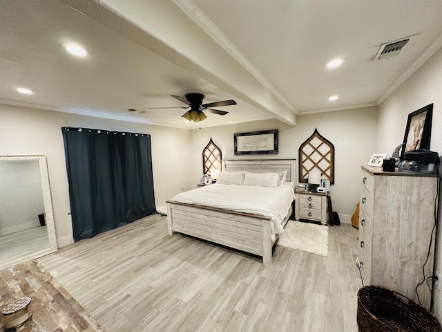 bedroom featuring light hardwood / wood-style flooring, ceiling fan, and crown molding