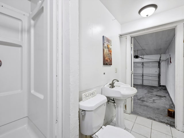 4015 42nd St, Port Arthur, TX 77642 - full bathroom with toilet and a shower