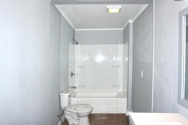1008 Dupont Dr, Orange, TX 77630 - full bath featuring wood finished floors, shower / washtub combination, and ornamental molding