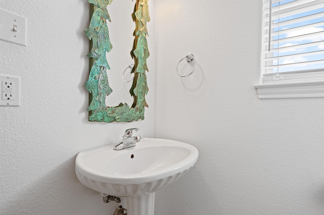 981 S S Gtwy, Crystal Beach, TX 77650 - bathroom with a sink