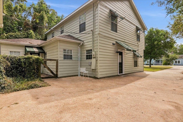 view of side of home