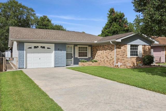 811 S 14th 1/2 St, Nederland, TX 77627 - photo 1