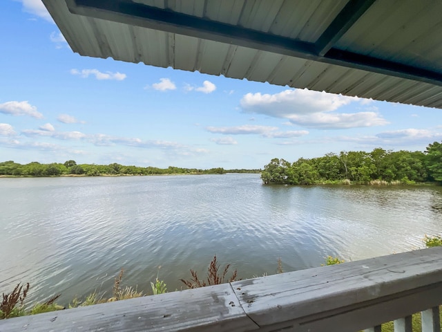 1537 Hillebrandt Acres, Beaumont, TX 77705 - water view