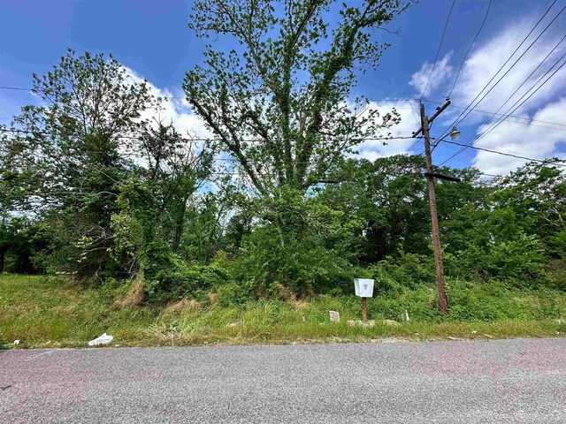 2303 6th St, Orange, TX 77630 - photo 9