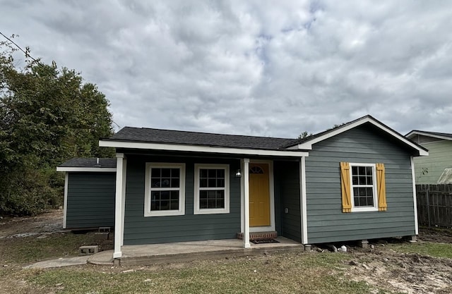 view of front of house