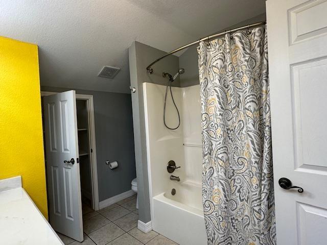 10994 Bessie Heights Rd, Orange, TX 77630 - bathroom featuring tile patterned floors, shower / bathtub combination with curtain, and vanity