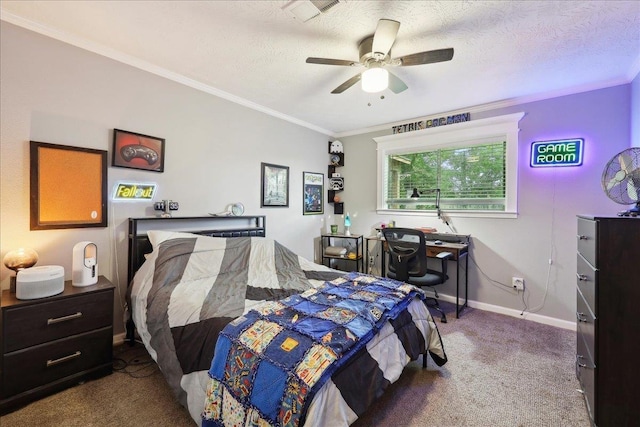 bedroom with carpet, ornamental molding, baseboards, visible vents, and a ceiling fan