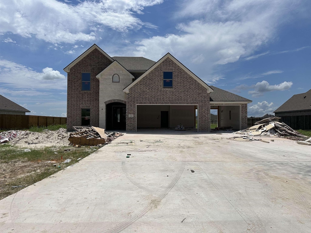 view of front of house with a garage