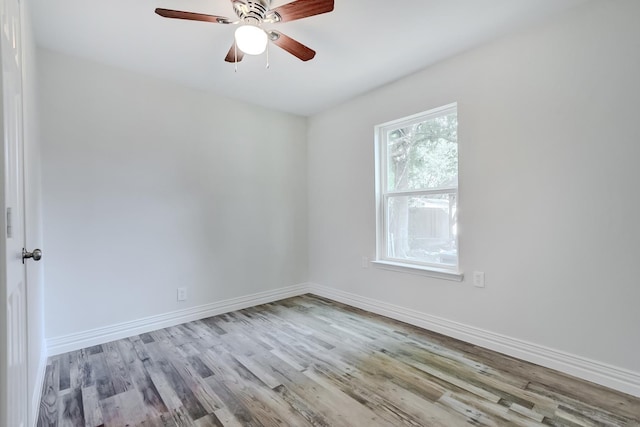 unfurnished room with light hardwood / wood-style floors and ceiling fan