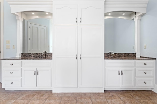 bathroom with vanity