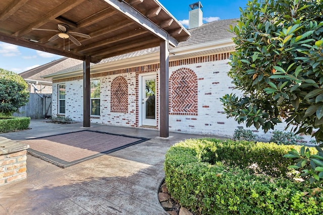 view of patio with ceiling fan