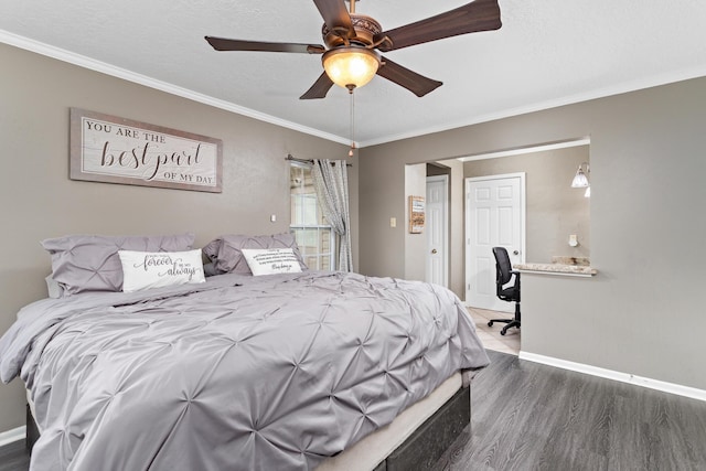 bedroom featuring dark hardwood / wood-style floors, ceiling fan, and crown molding