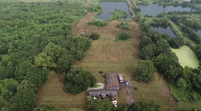 9855 S Gulfway Dr, Sabine Pass, TX 77640