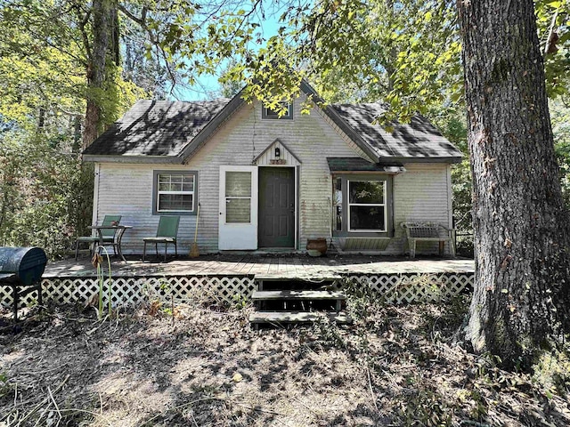 view of front of property featuring a deck