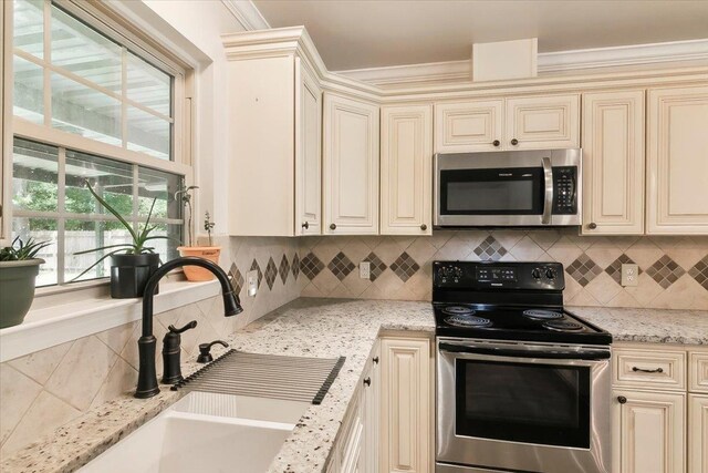 2402 Twin Oaks St, Orange, TX 77630 - photo 15