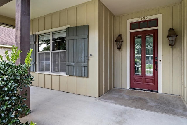 view of entrance to property